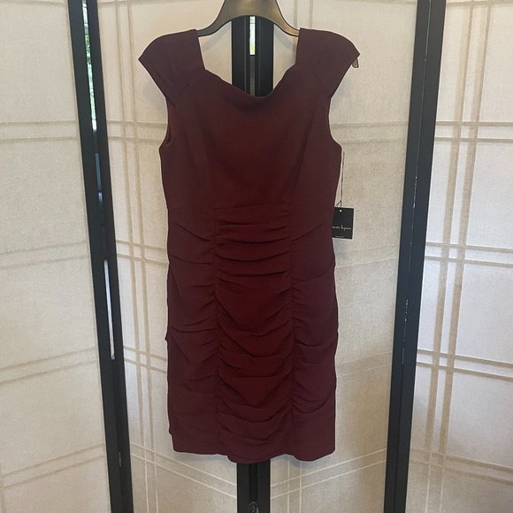Nanette Lepore Dresses & Skirts - Nordstrom Nanette Lepore Burgundy Ruched Cocktail Dress